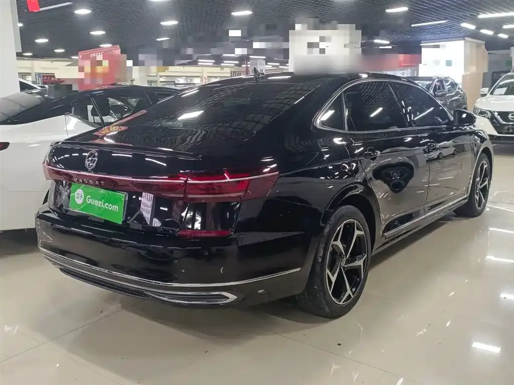 Volkswagen Passat — фото 6
