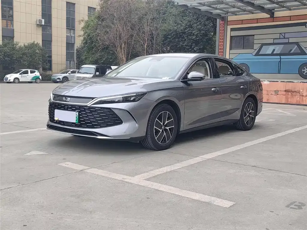 BYD Qin L — фото 1