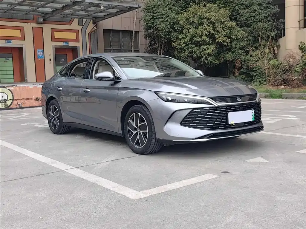 BYD Qin L — фото 6