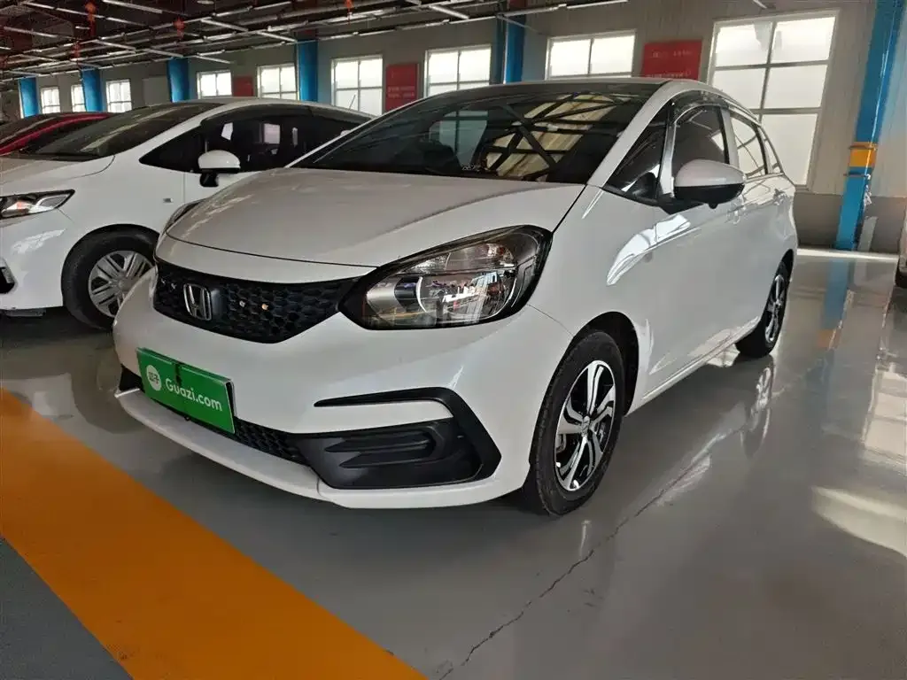 Honda Fit — фото 9
