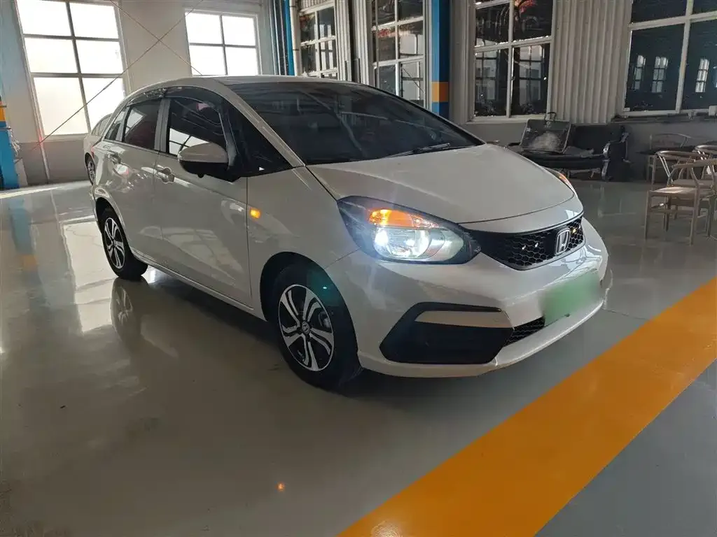 Honda Fit — фото 6