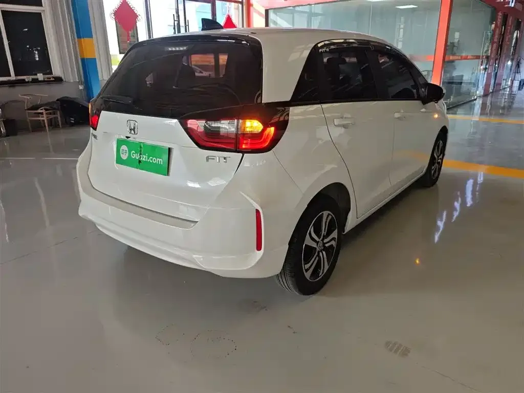 Honda Fit — фото 2