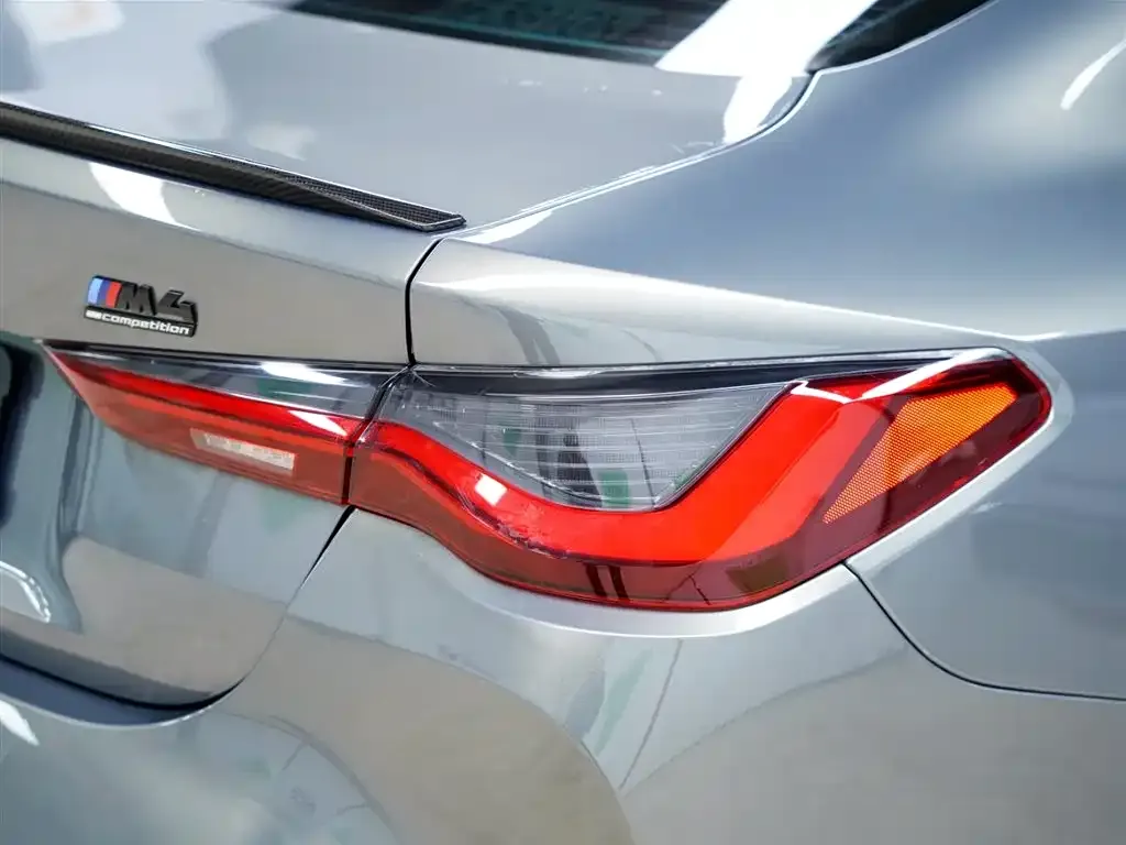 BMW M4 — фото 4