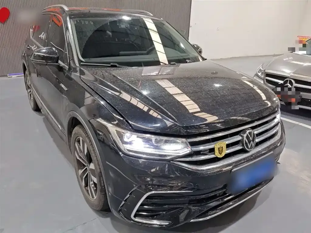Volkswagen Tiguan L — фото 7