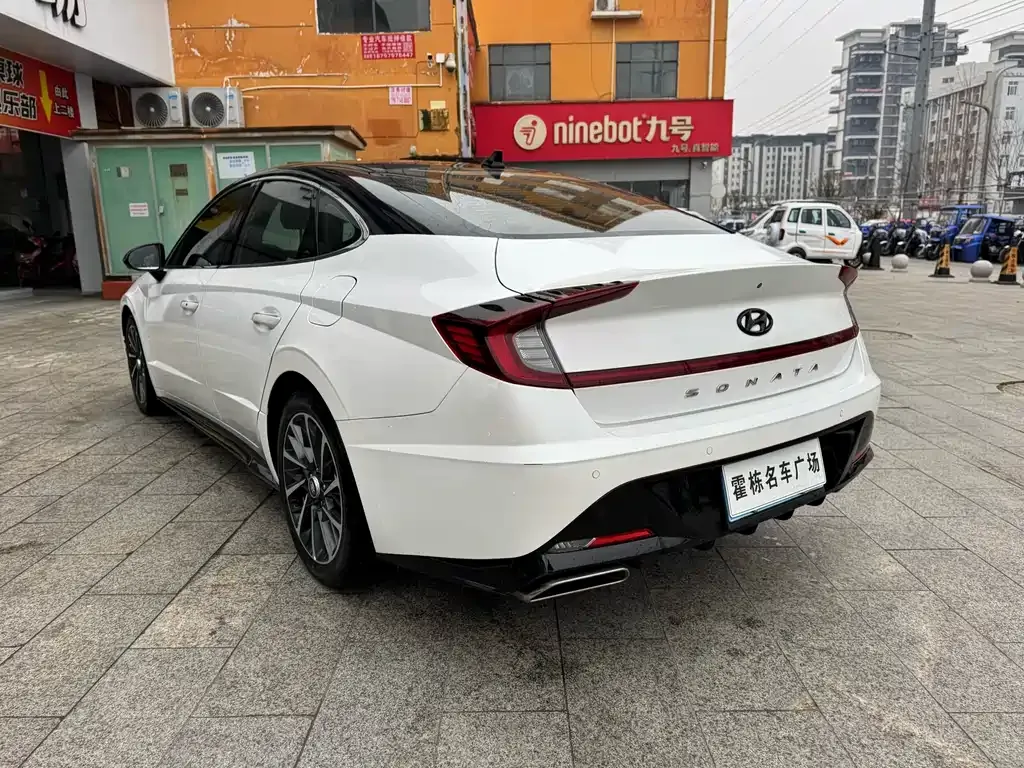 Hyundai Sonata — фото 5
