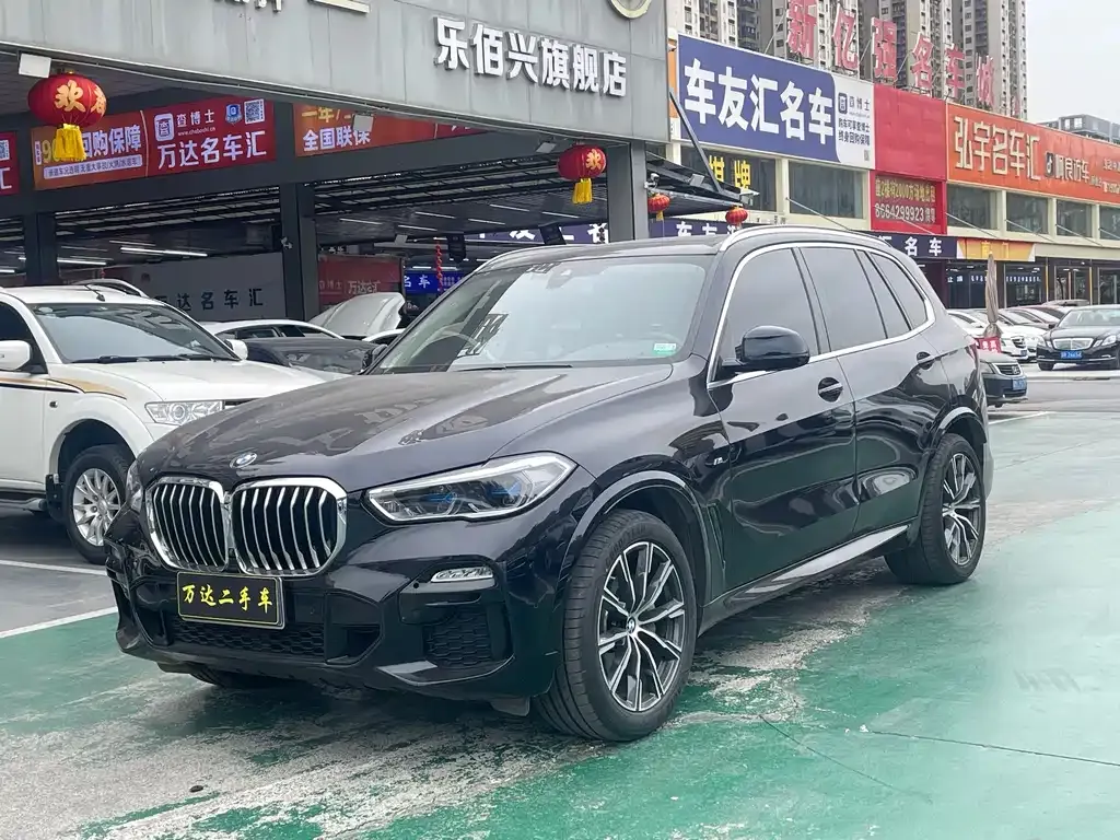 BMW X5 (Import) — фото 1