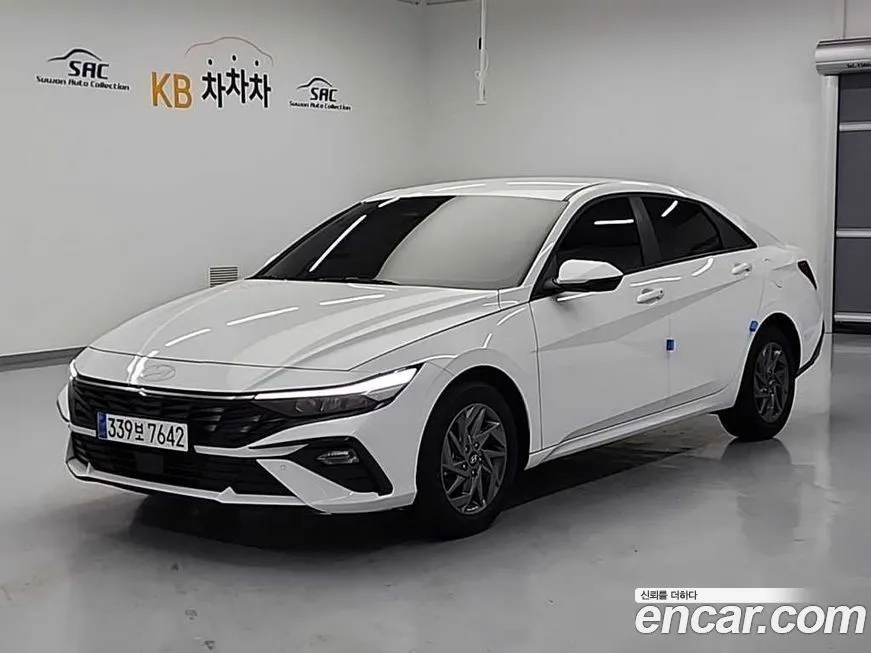 Hyundai AVANTE — фото 1