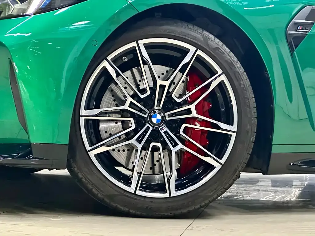 BMW M4 — фото 3