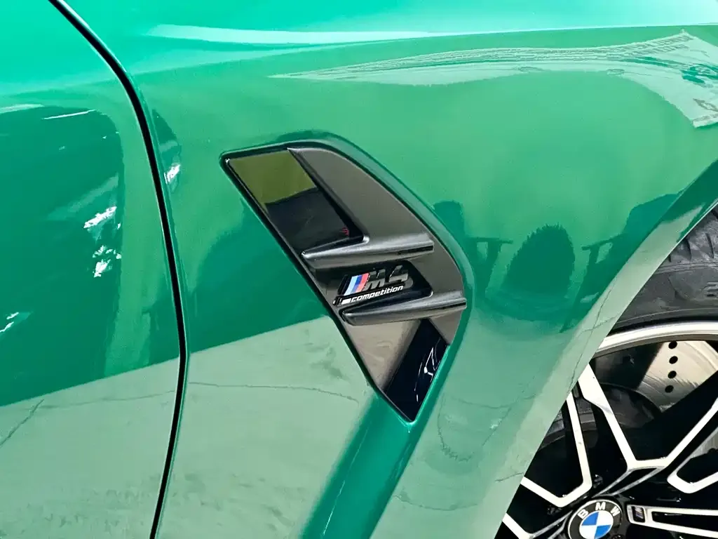 BMW M4 — фото 10