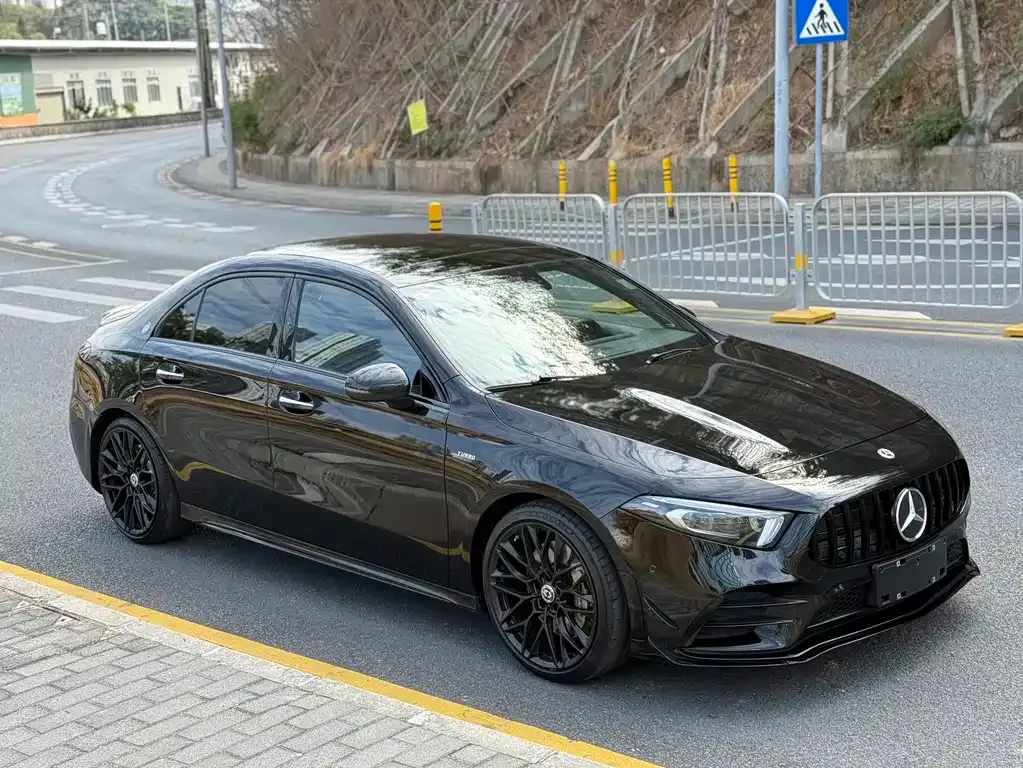 Mercedes-Benz A-Class AMG — фото 4