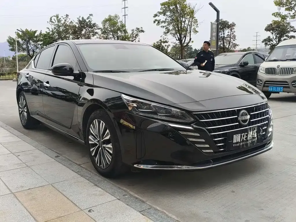 Nissan Teana — фото 3