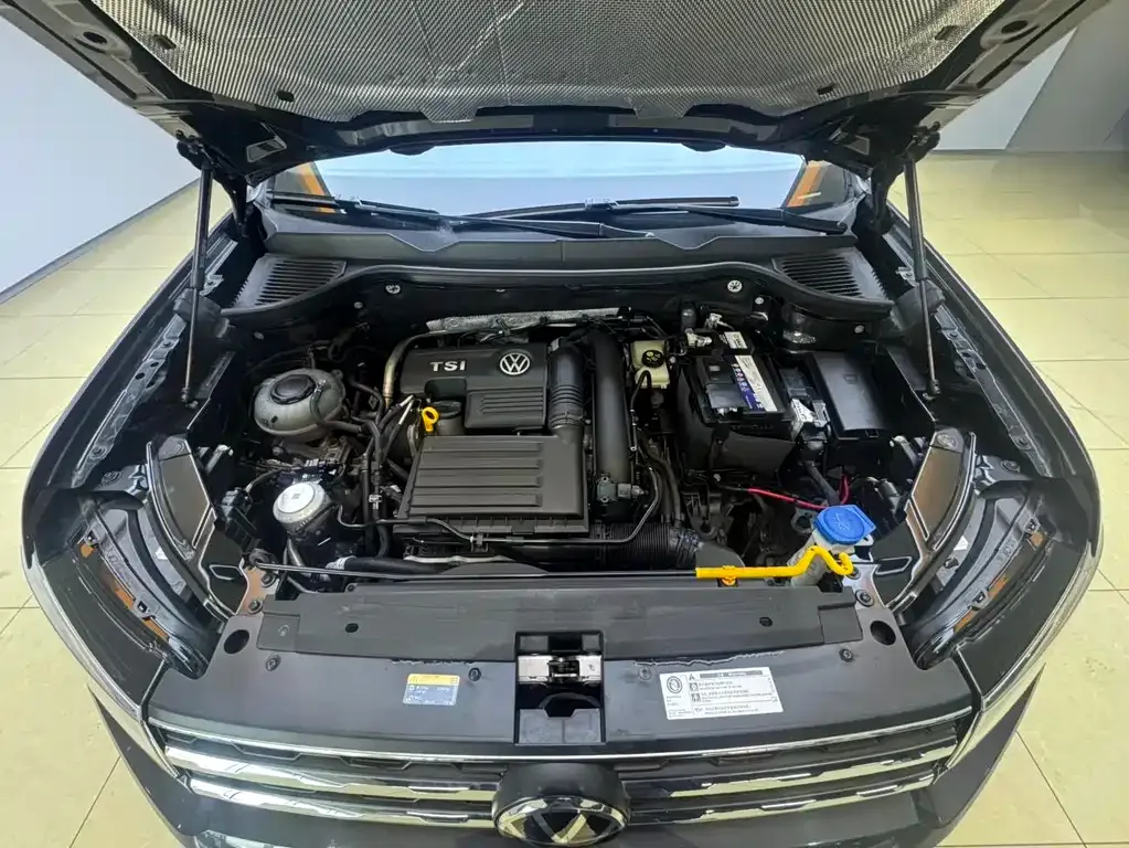 Volkswagen Tharu — фото 7