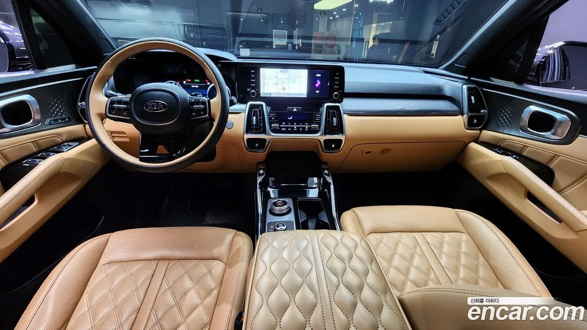 Kia Sorento — фото 9