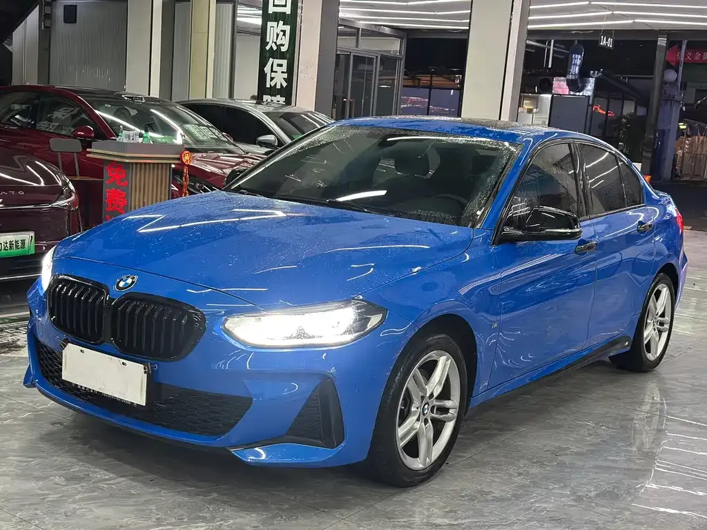 BMW 1 Series — фото 1