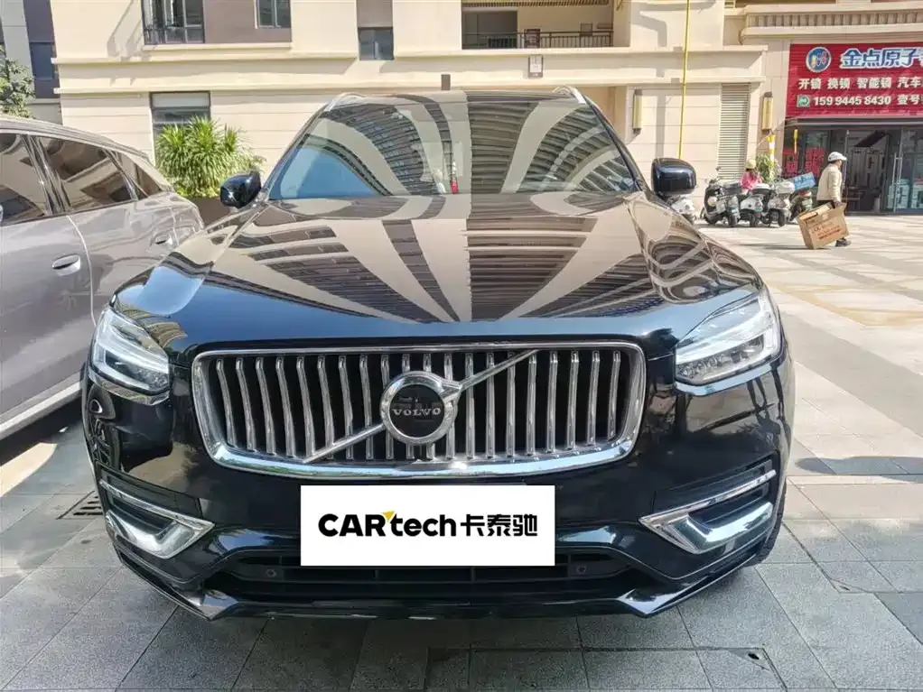 Volvo XC90 — фото 3