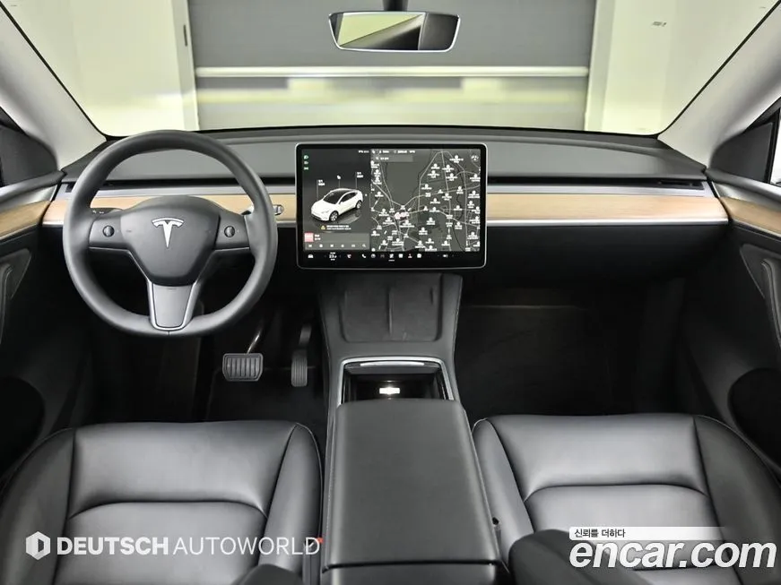 Tesla Model Y — фото 8
