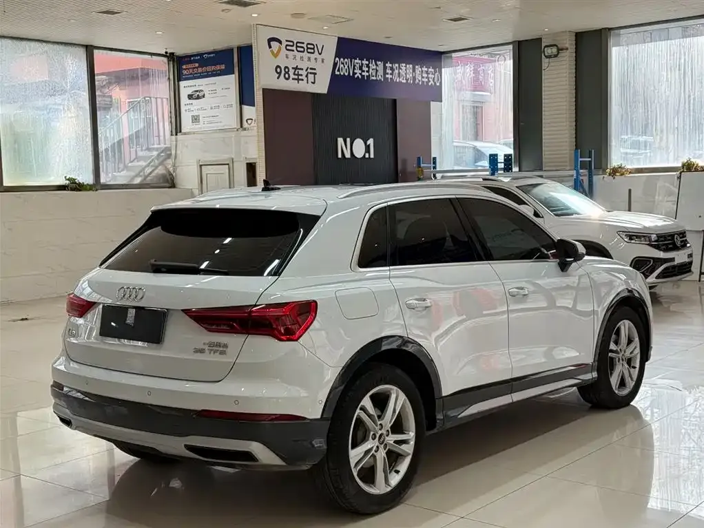 Audi Q3 — фото 2