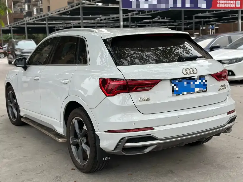 Audi Q3 — фото 4