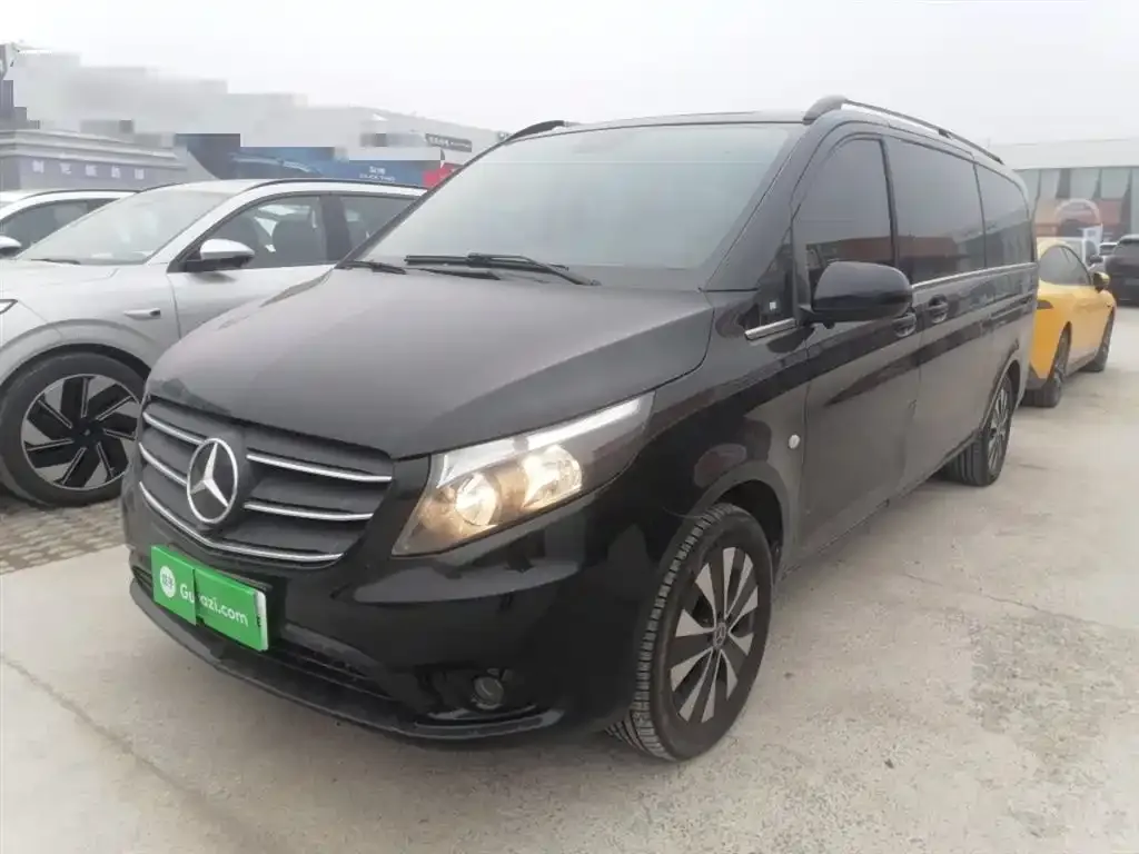 Mercedes-Benz Vito — фото 1