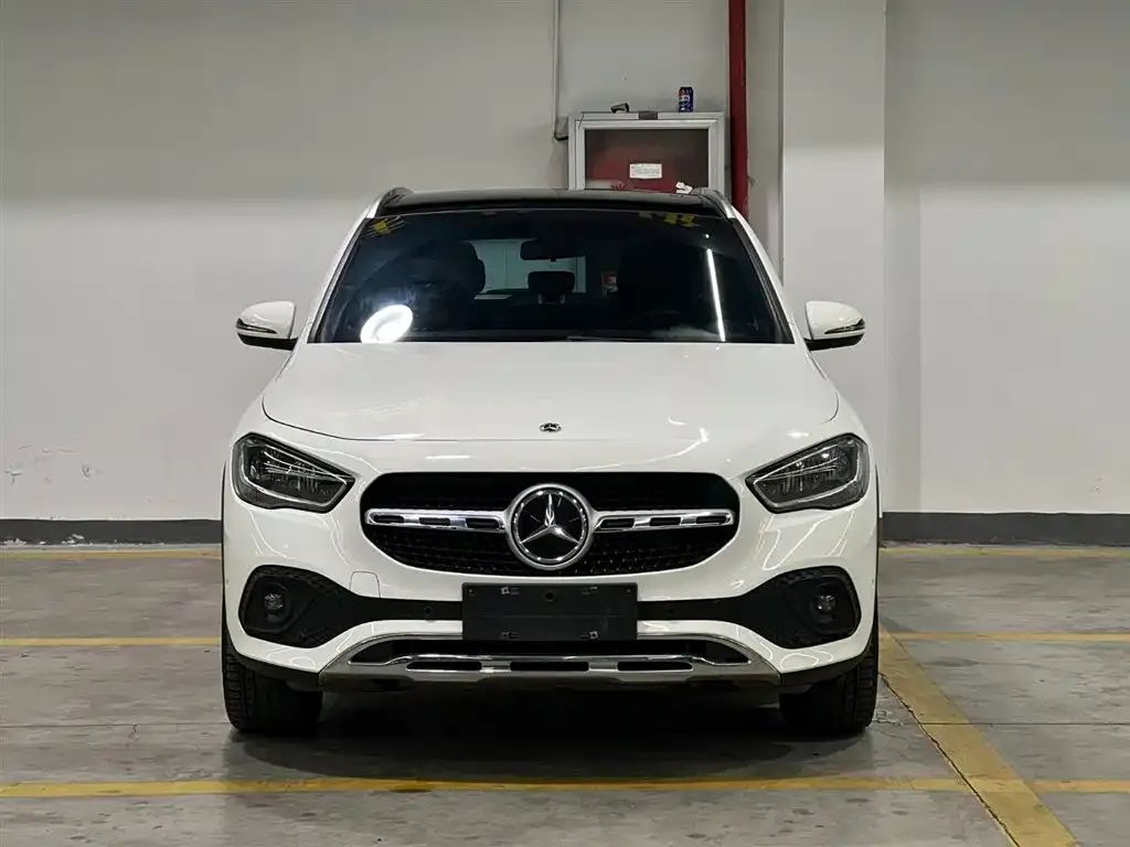 Mercedes-Benz GLA — фото 7