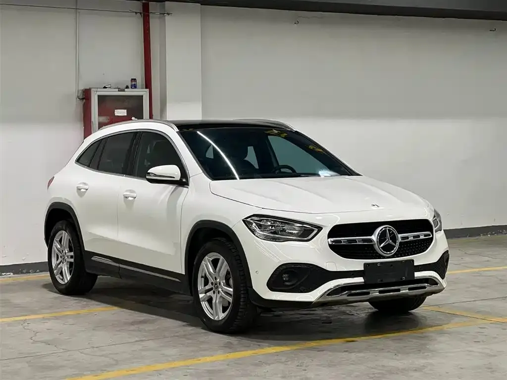 Mercedes-Benz GLA — фото 8