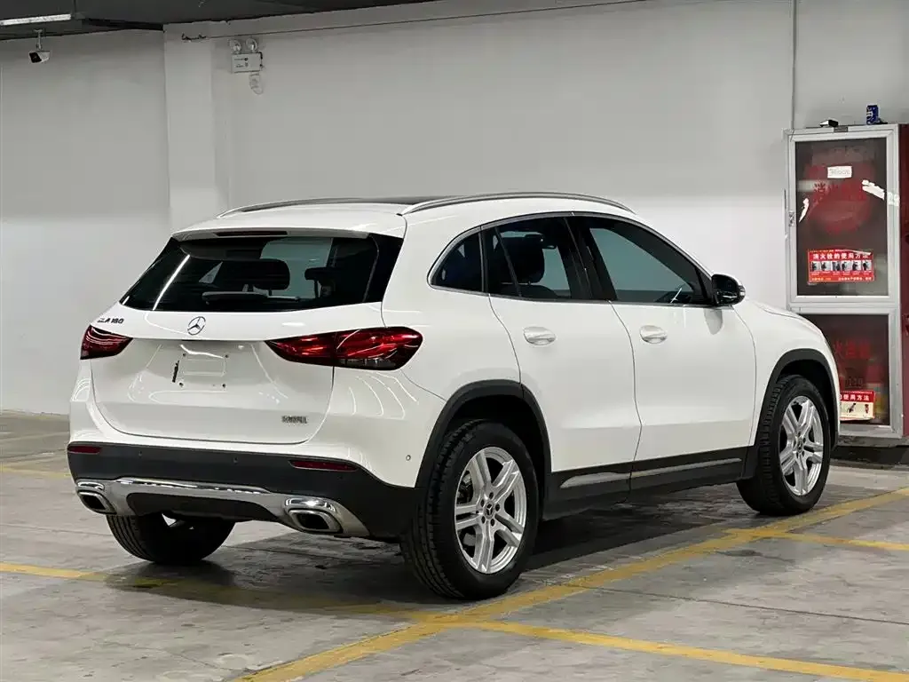 Mercedes-Benz GLA — фото 9
