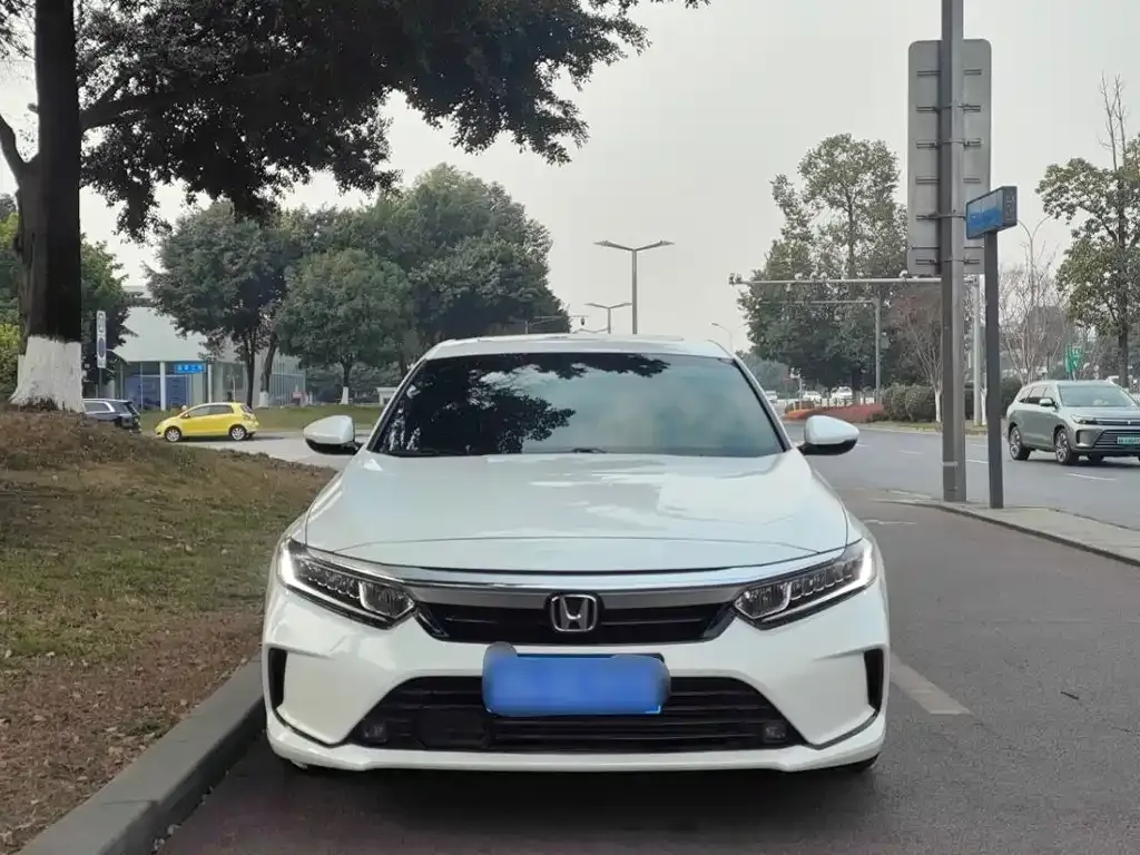 Honda Inspire — фото 10