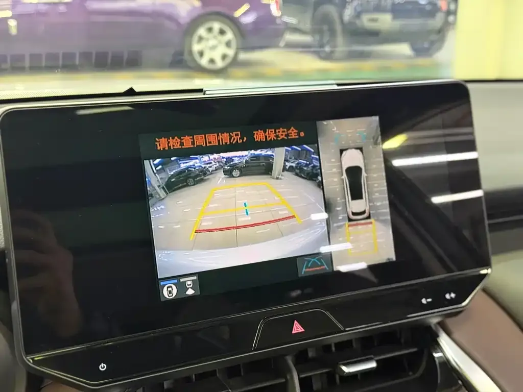 Toyota Harrier — фото 2