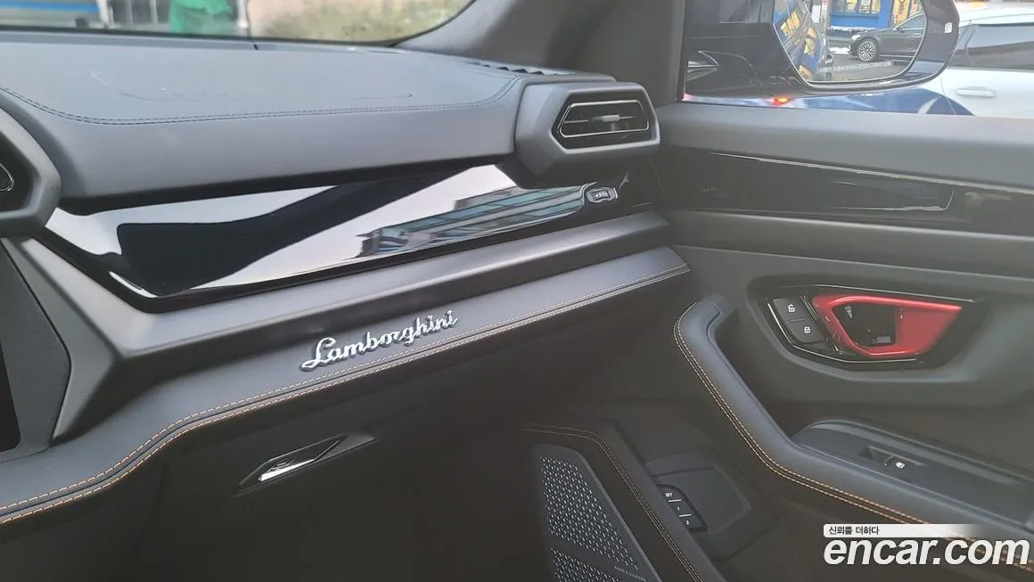 Lamborghini Urus — фото 8
