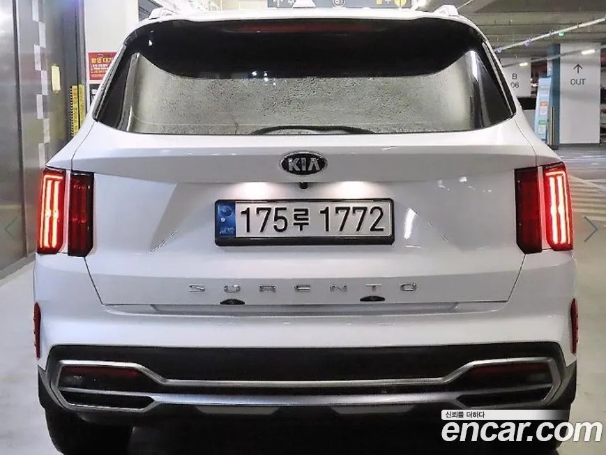 Kia Sorento — фото 4