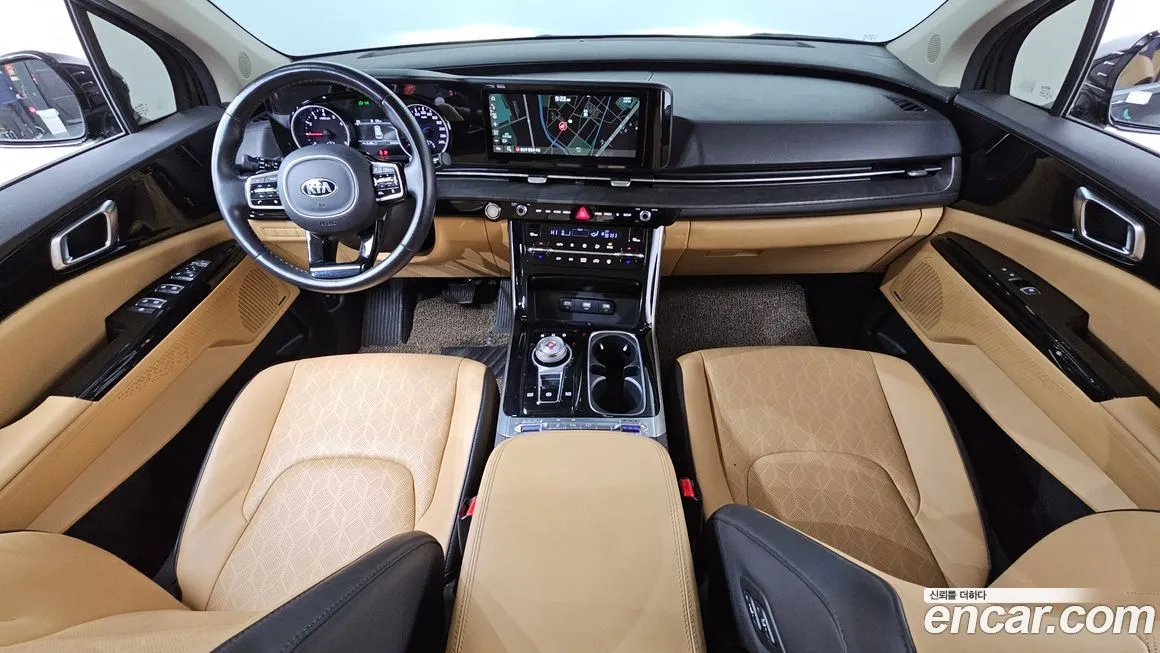 Kia Carnival — фото 10