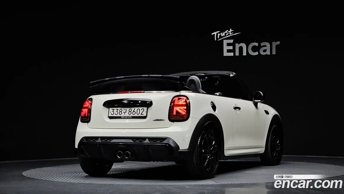 Mini Cooper Convertible — фото 4