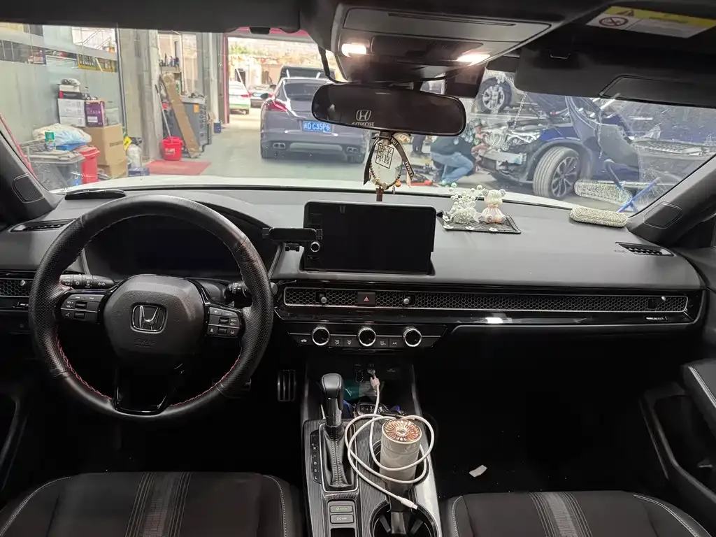 Honda Civic — фото 4