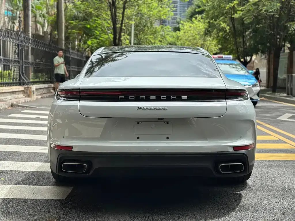 Porsche Panamera — фото 4