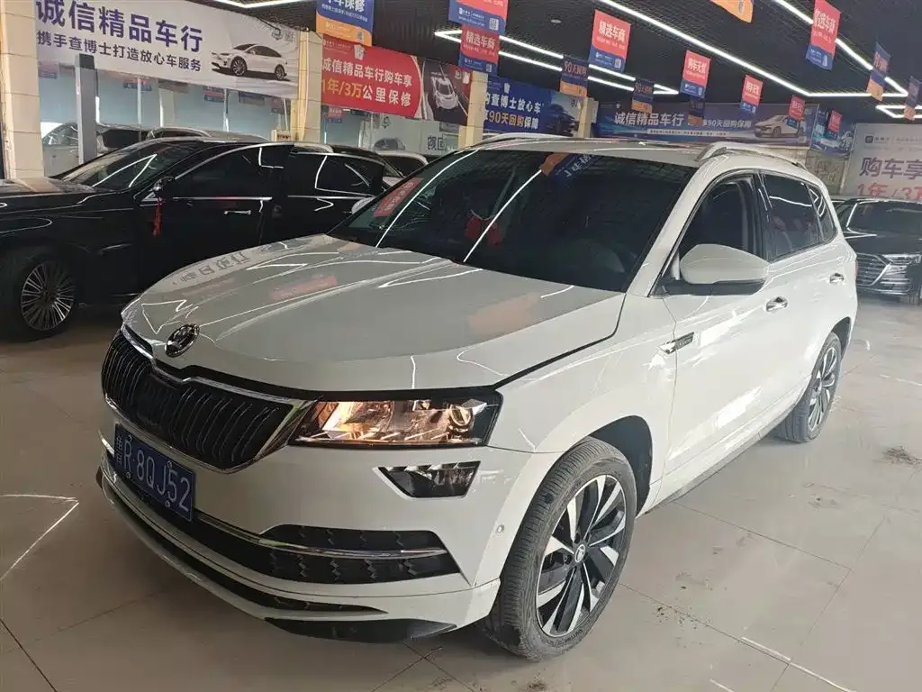 Skoda Karoq — фото 1