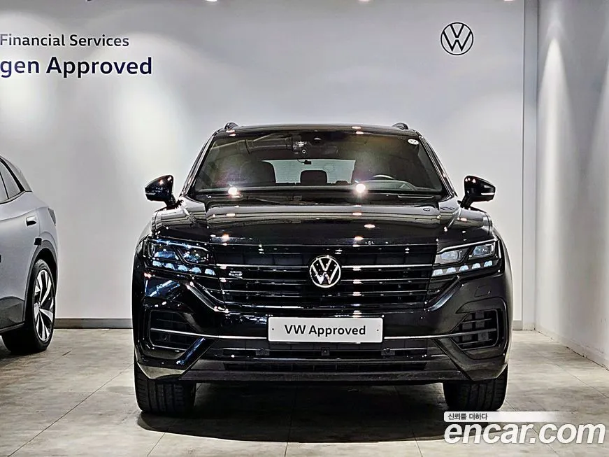 Volkswagen Touareg — фото 2