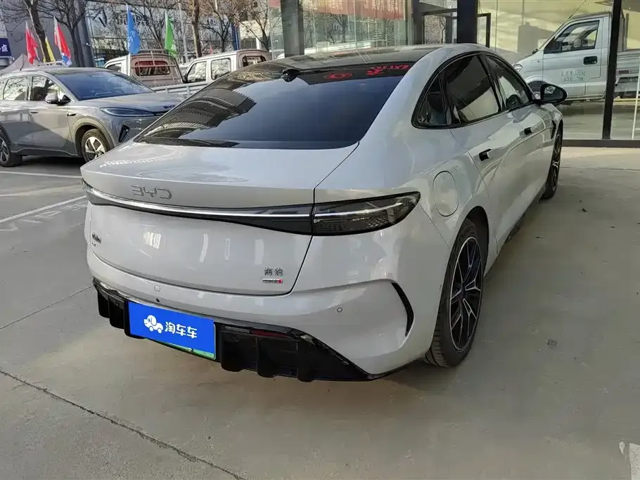 BYD Seal — фото 7
