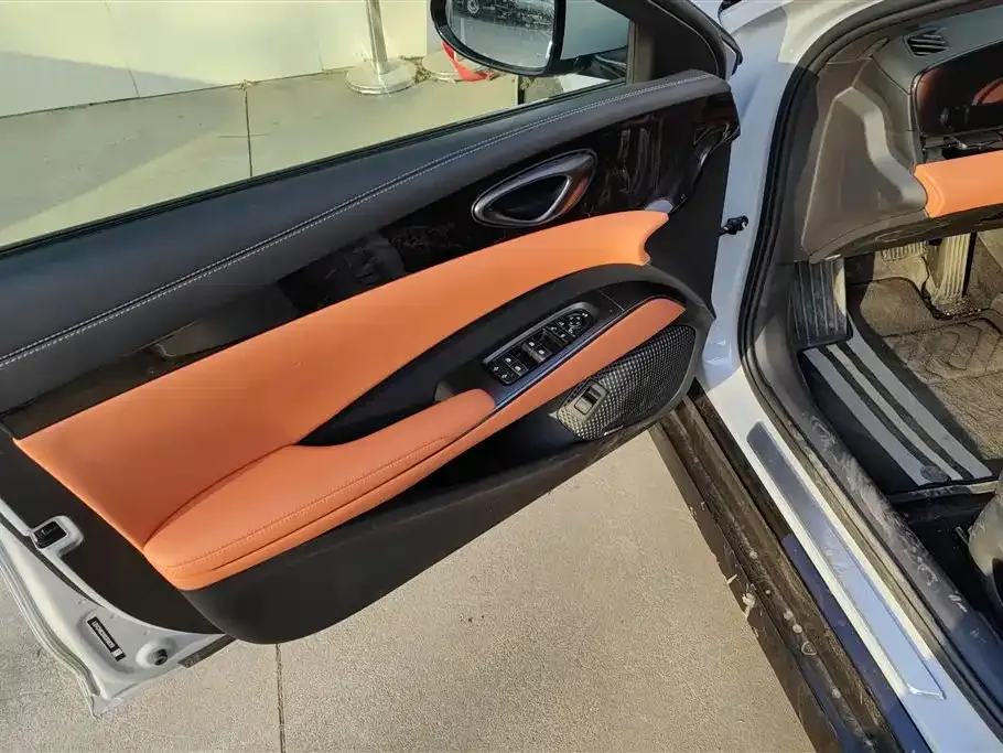 BYD Seal — фото 9