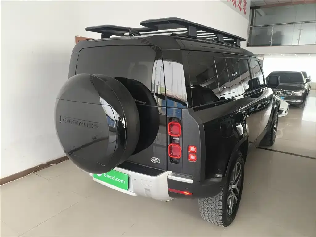 Land Rover Defender — фото 4