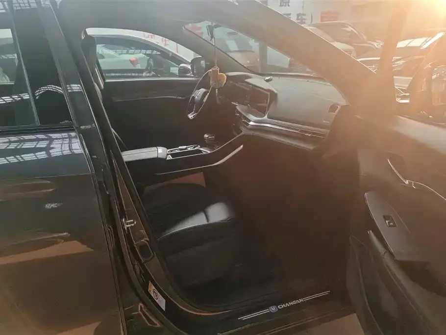 Changan CS75PLUS — фото 2