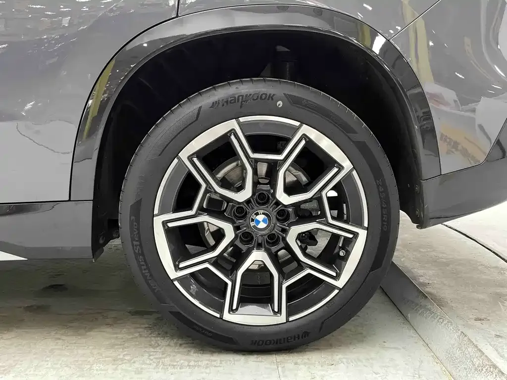 BMW X1 — фото 4