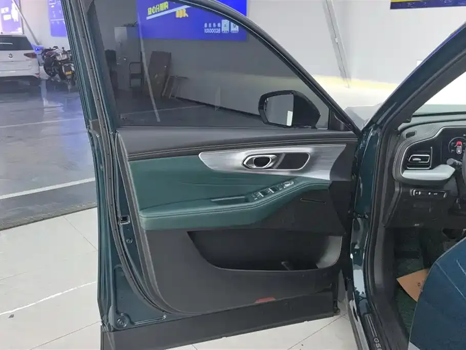 GAC Motor Trumpchi GS8 — фото 4