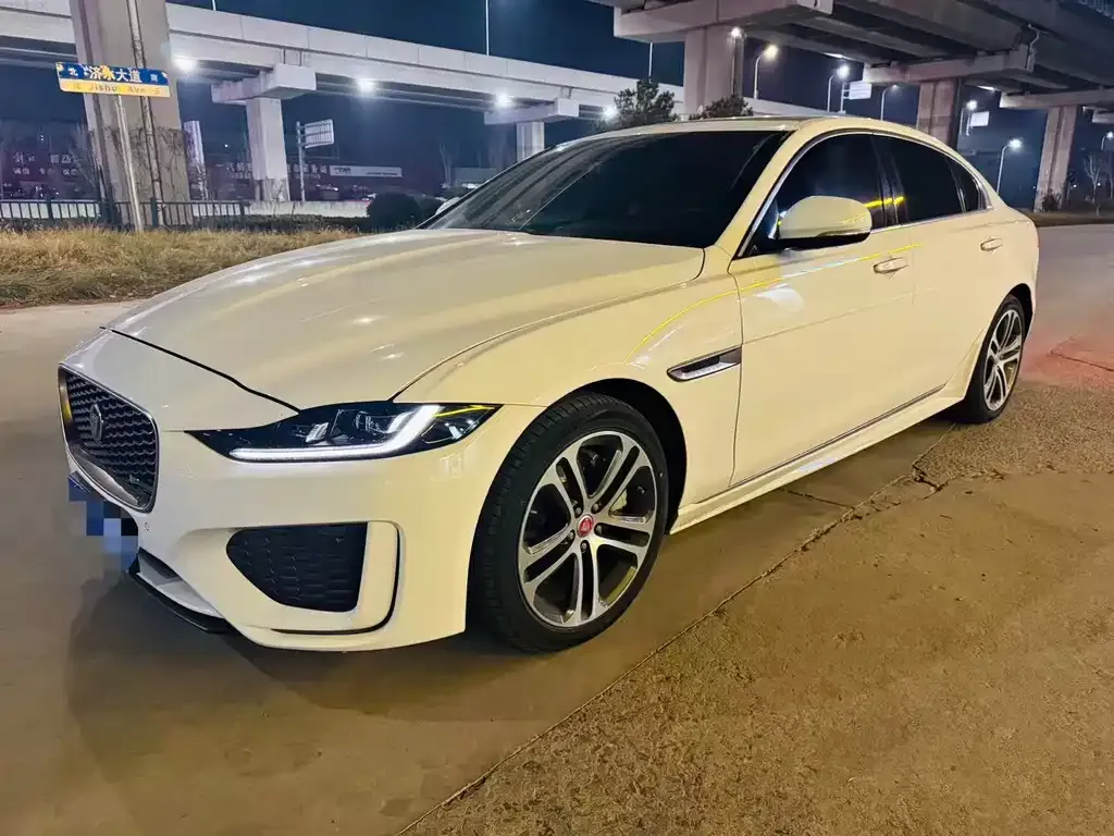 Jaguar XEL — фото 1