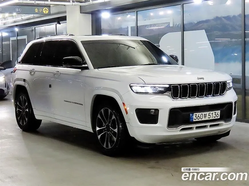 Jeep Cherokee — фото 1