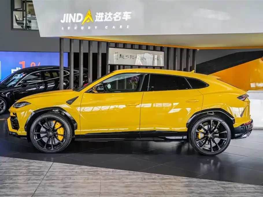 Lamborghini Urus — фото 4