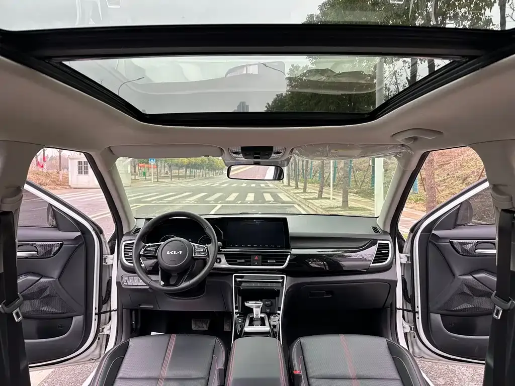 Kia KX3 — фото 3