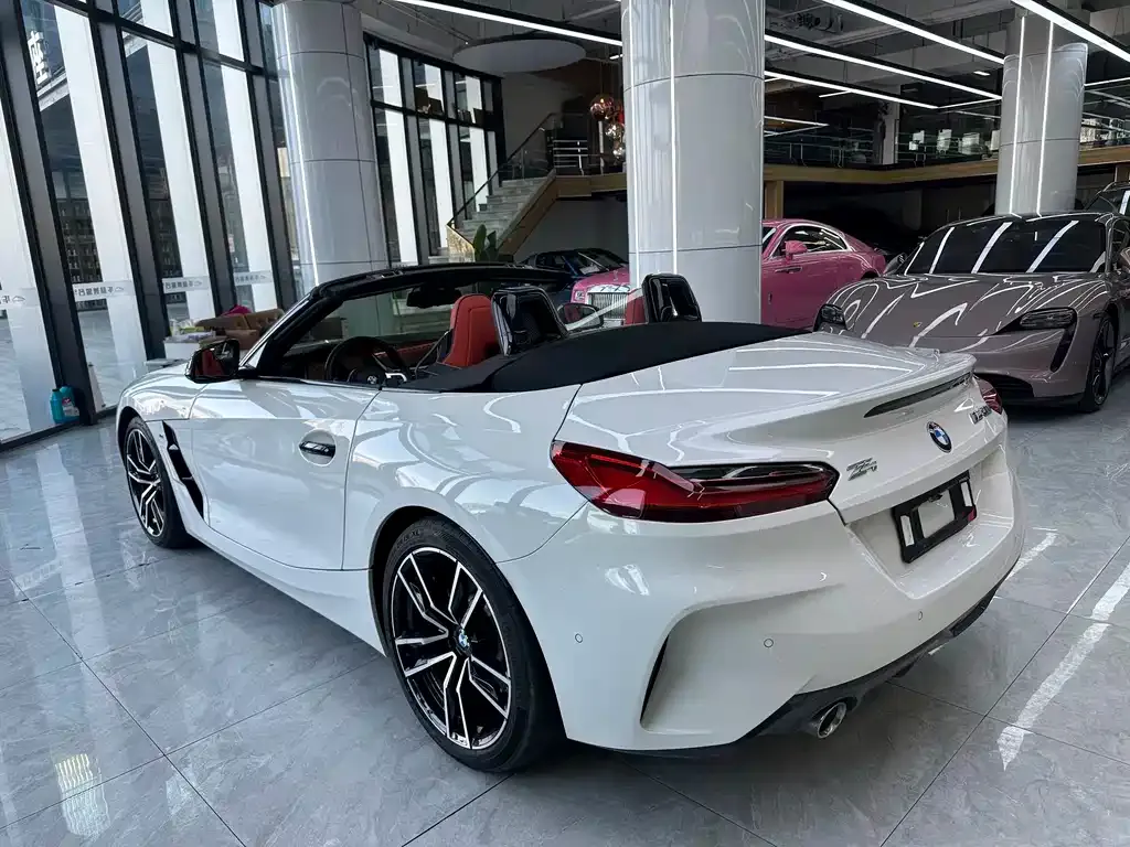 BMW Z4 — фото 9