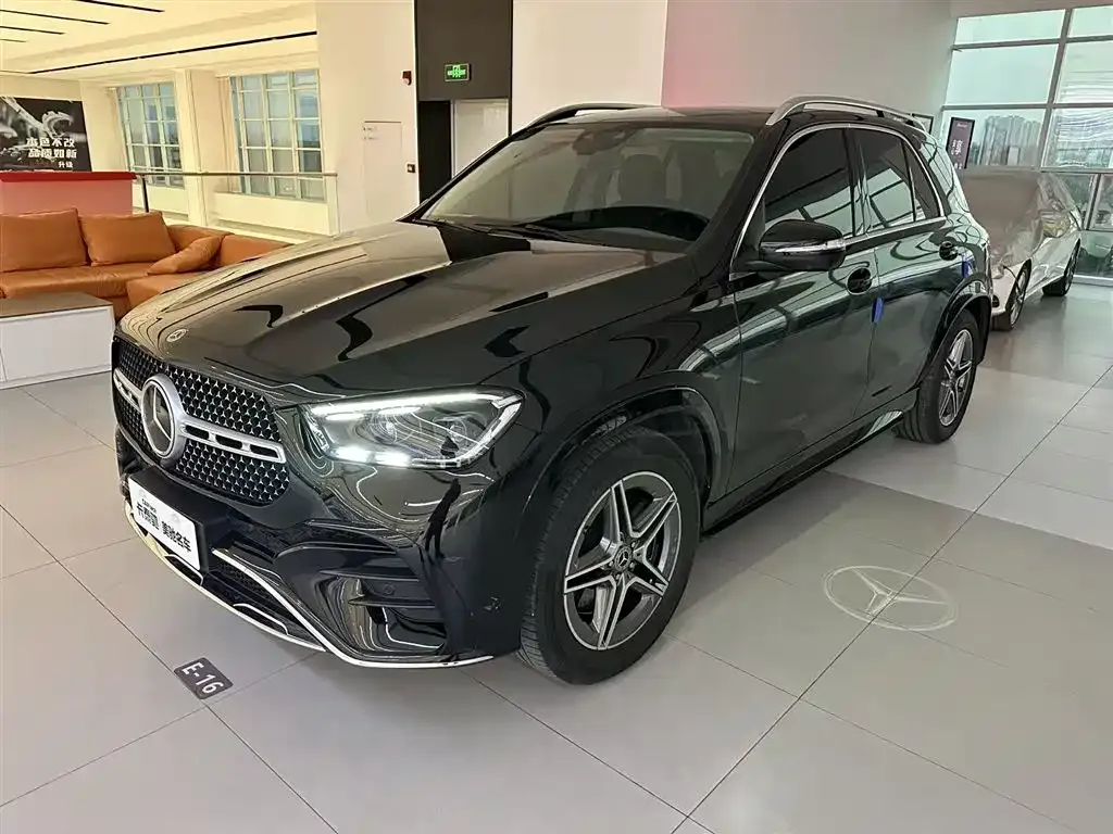 Mercedes-Benz GLE — фото 8