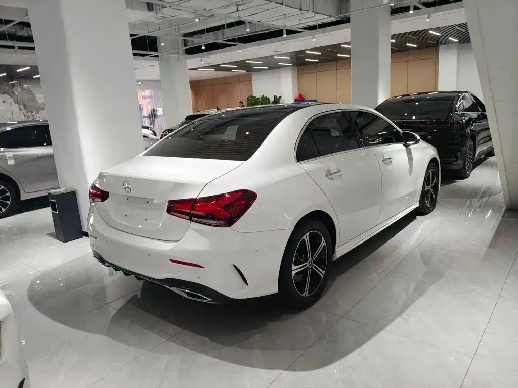 Mercedes-Benz A-Class — фото 5