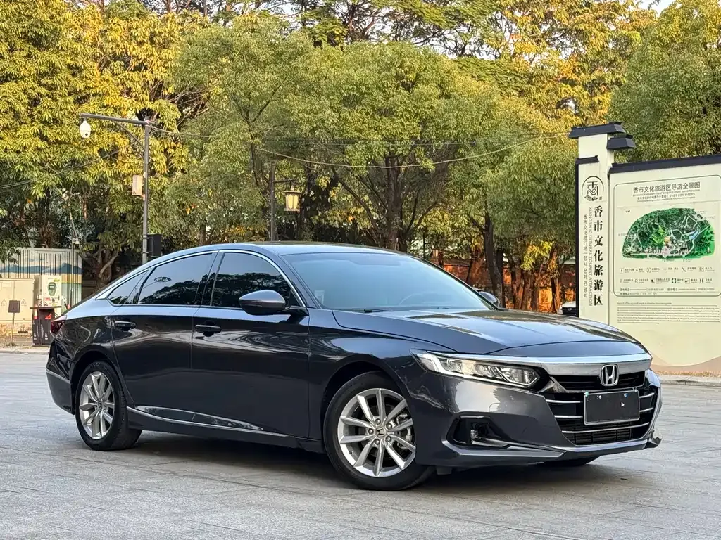 Honda Accord — фото 9